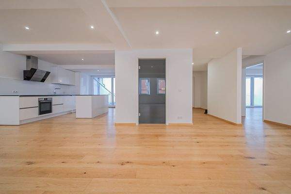 Küche/Eingangsbereich