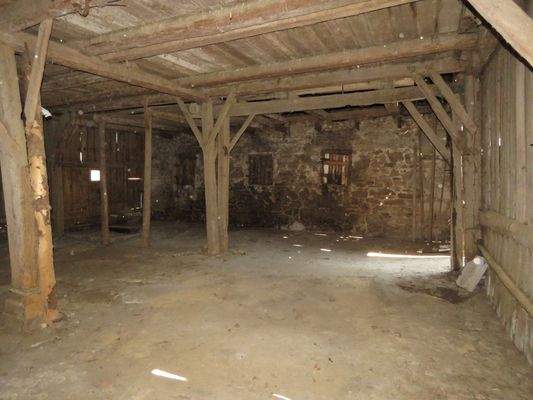 Scheune neben dem Stall   