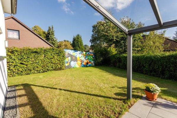 Blick auf den Rasen.jpg