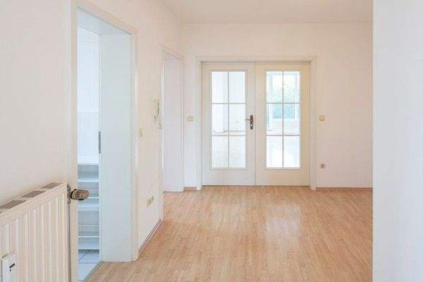 helle, freundliche Diele