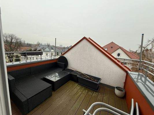 Große Dachterrasse