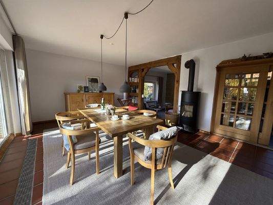 Essbereich mit Kaminofen