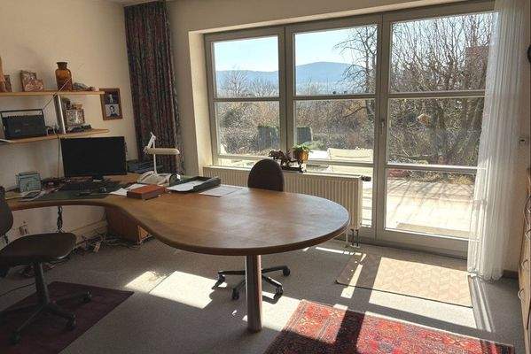 Arbeitszimmer Souterrain