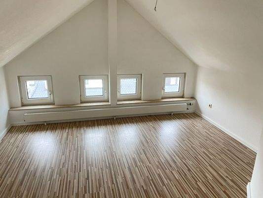 L17_2.DG_WE 9_4 RW) (1).jpg