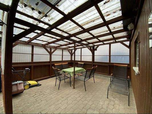 Freisitz - überdacht