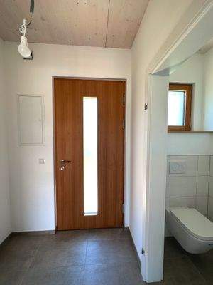 Eingangsbereich mit WC