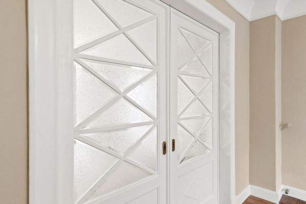 Original Schiebetüren aufgearbeitet