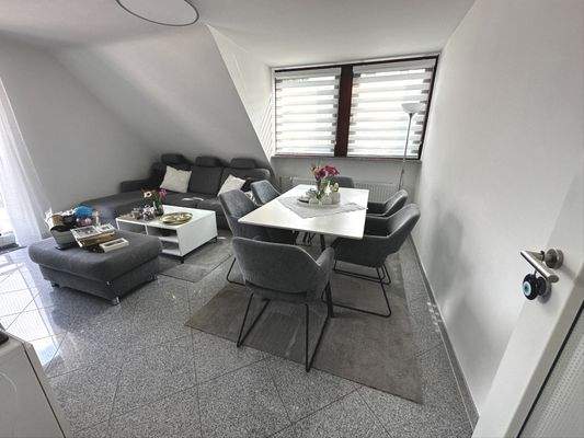 Wohnraum 1. OG rechts