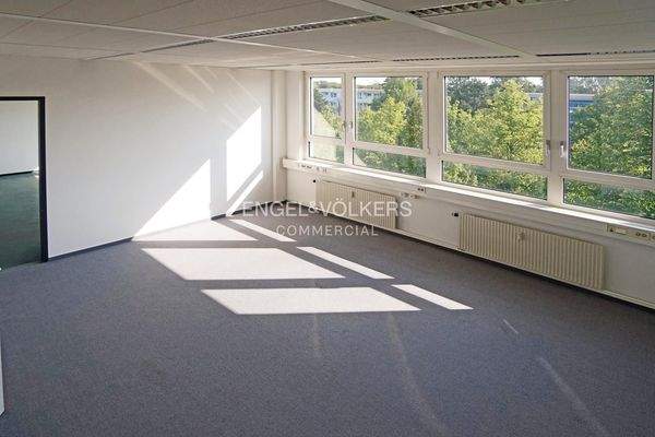 Beispielhaftes Büro 