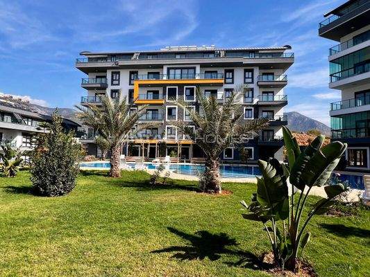Luxury Properties in a Complex with On-Site Facilities in Alanya