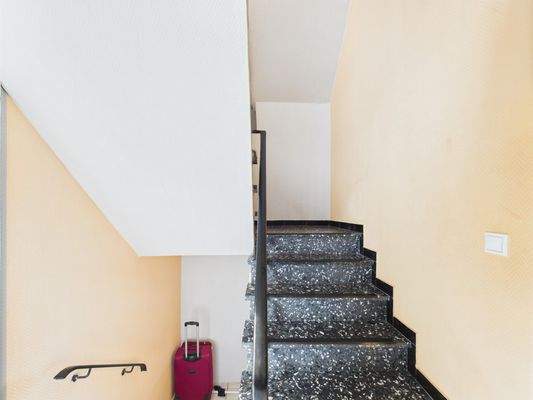 CAM03784G0-PR0065-STILL030