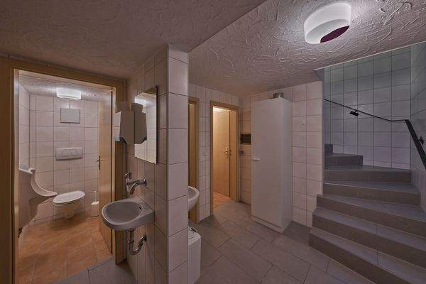 Sanitärbereich im UG