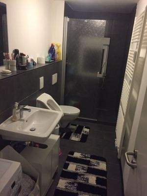 2. OG rechts - Badezimmer