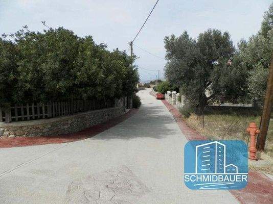 Südkreta, Agia Paraskevi: Zweistöckiges traditionelles Steinhaus zu verkaufen