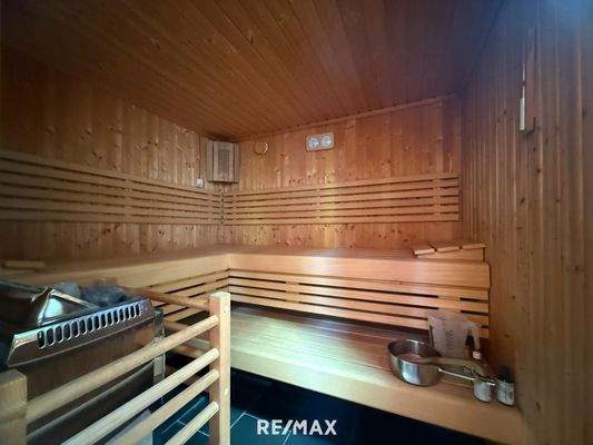 23-320 Sauna
