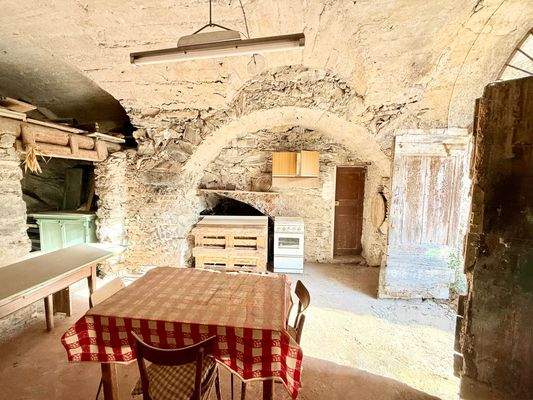 RO_1056_TERRA_ITALIA_IMMOBILIEN_REAL_ESTATE_STORAG