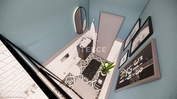 Complete Building in Balat Square in Istanbul Fatih