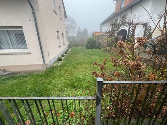 Blick auf Grundstück
