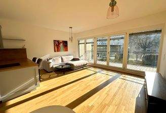 Wohn-Essbereich mit offener Küche