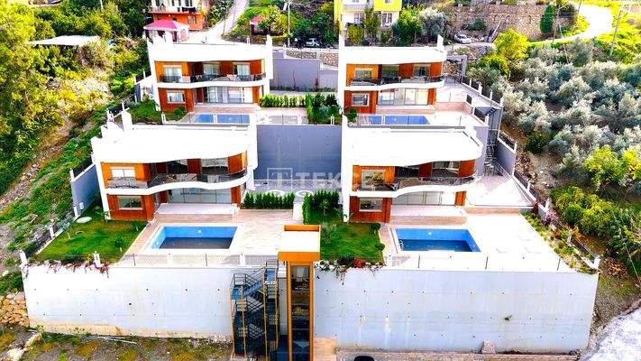 Elegantly Designed Villas with Nature View in Kızılcaşehir