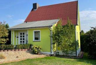 Straßenseitige Ansicht