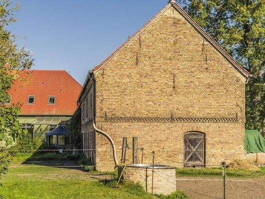 Teil Scheune und Haus - RIESIGES Potential!