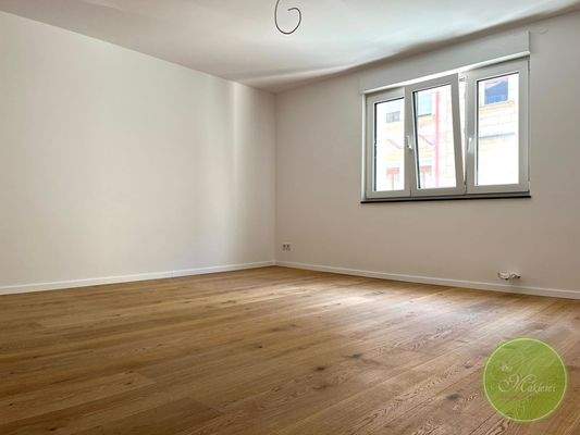 IHR Wohnzimmer hell ...