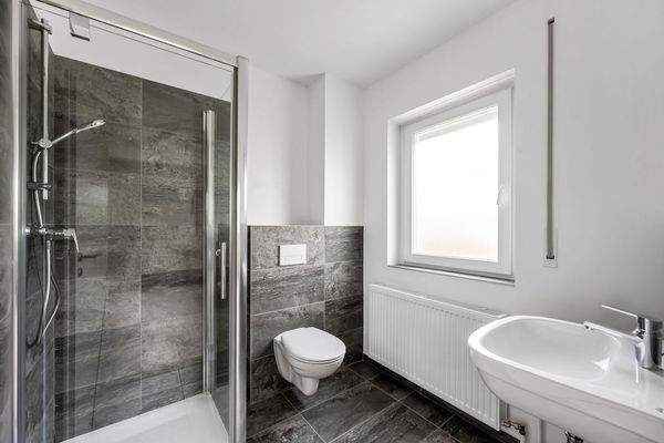 Duschbad am Elternschlafzimmer