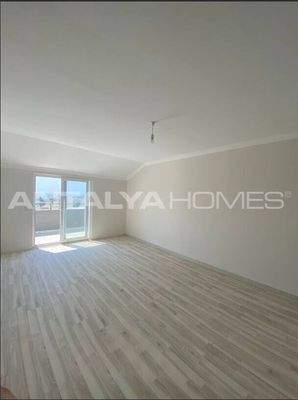 Sea View Apartments in a Complex with Pool in Payallar, Alanya