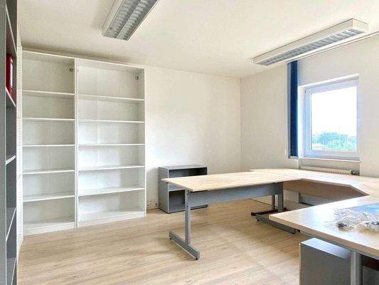 Büro7.jpg