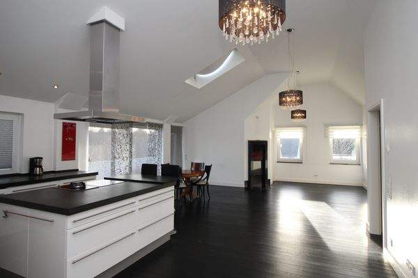 KOCHEN, BEWIRTEN, WOHNEN MIT KAMIN