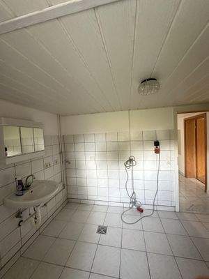 Bad im Keller - Ansicht 1