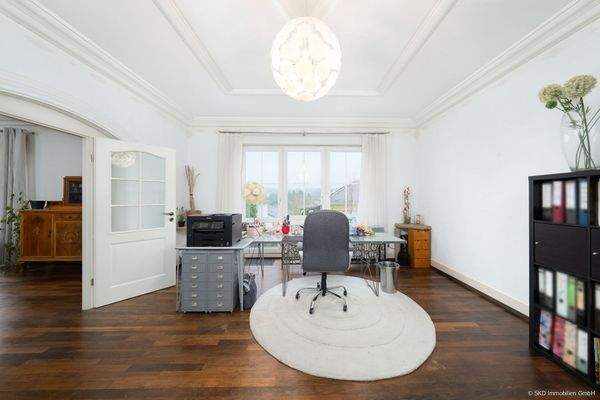 Arbeits- oder Schlafzimmer