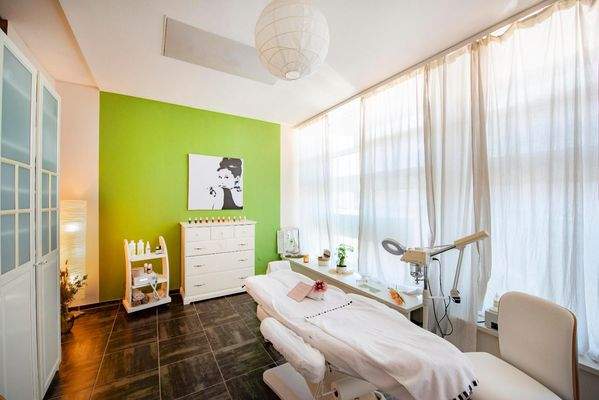 Behandlungsraum/Büro