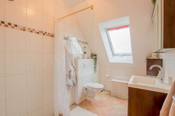 Badezimmer 2 Dachgeschoss