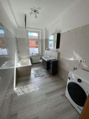 Waschtrockner steht bereit