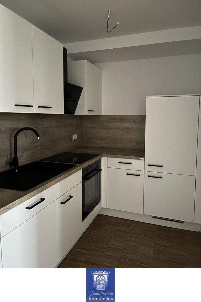 ERSTBEZUG! Moderne Neubauwohnung mit Balkon, EBK und Fußbodenheizung! Lift! - Photo 2