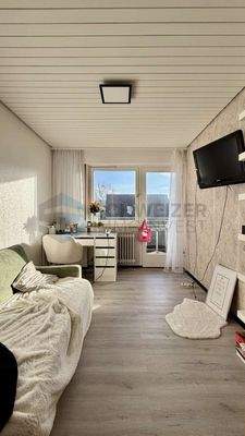 Kinder-/Arbeitszimmer