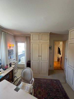 Arbeitszimmer mit Zugang zum 3. Balkon