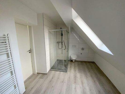 Wohnung 1: Tageslichtbad