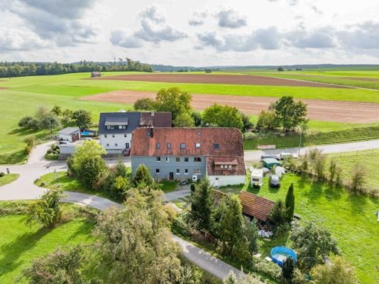 7-Parteien-Mehrfamilienhaus