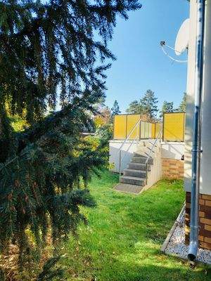 Blick in Richtung - Eingang zur Terrasse