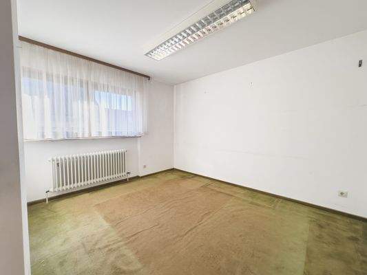 Büro / Kinderzimmer OG