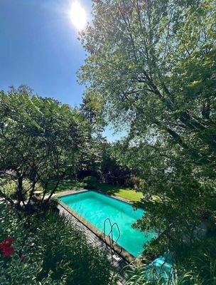 Blick auf den Swimmingpool 