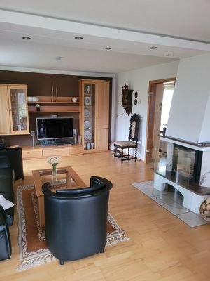 Bild 25 OG Wohnzimmer.jpg
