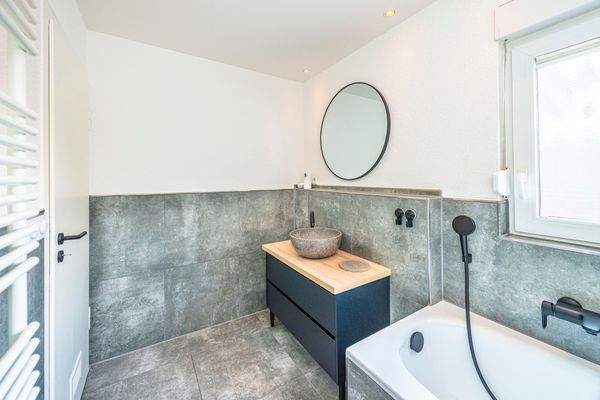 Badezimmer Ansicht 2