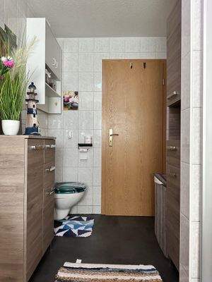 Dusch-/Wannenbad im KG (Souterrain)