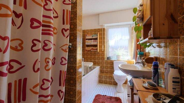  Badezimmer  EG Whg. links