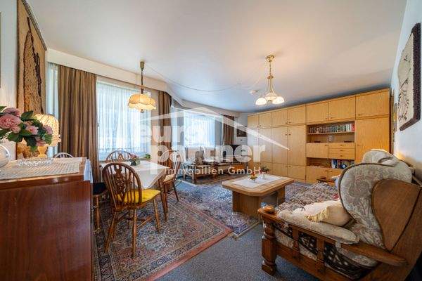 Wohn-/Esszimmer Ansicht I