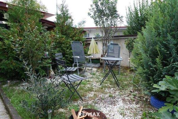 Sitzbereich im Grünen